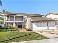 GORGEOUS TWO-STORY HOME IN HUNTINGTON BEACH