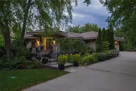 Spacious Open Floorplan with Flexible Potential