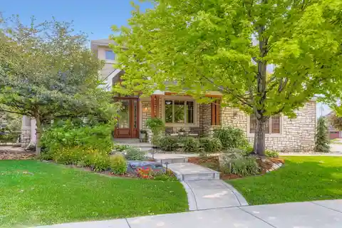 Spacious Home on Quiet Cul-De-Sac