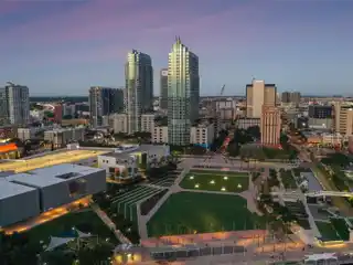 Exquisitely Remodeled High-rise Condo in Downtown Tampa