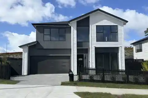 Impressively Designed Family Home with Comfort