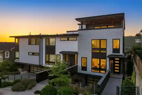 Thoughtfully Appointed Modern City Home