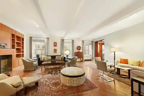 Enormous High-floor Duplex