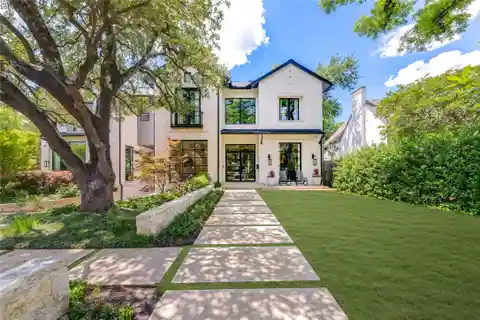 Contemporary Elegance Meets Advanced Tech in Stunning Turtle Creek Estate