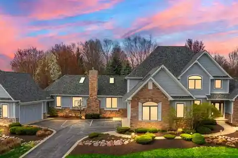 Luxury Living in Desirable Harrison West