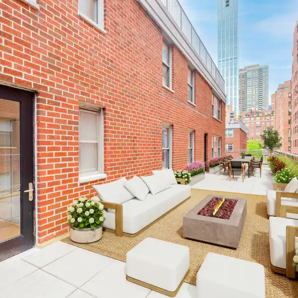 SPRAWLING SUN-FILLED HOME WITH MASSIVE TERRACE