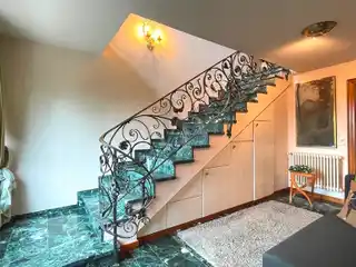Breathtaking Villa Offering Luxury and Comfort