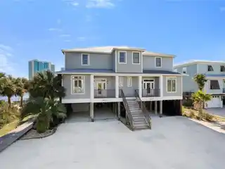 Fully Furinished Townhouse with Boat Slip