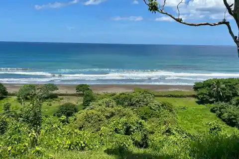 22 Acres in Ostional