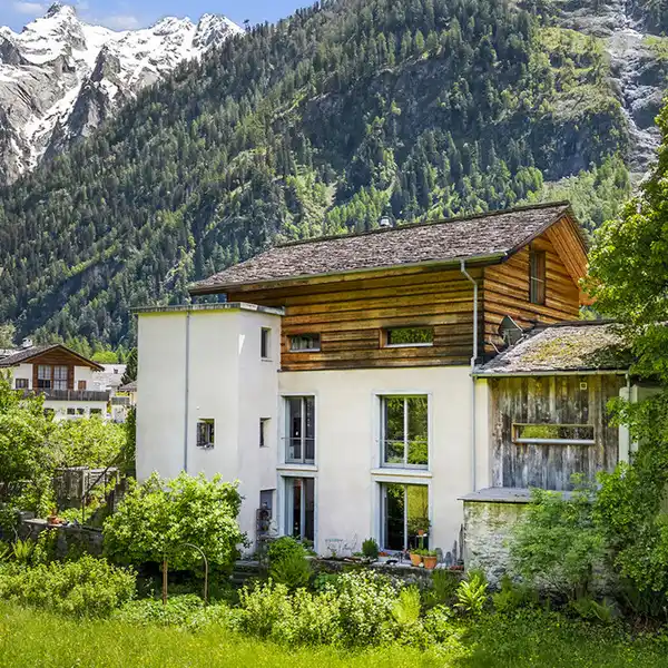 DISCOVER PEACE AND STYLE IN BERGELL