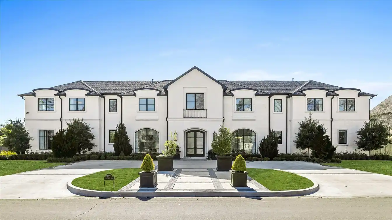 Refined Elegance on an Oversized Lot in Preston Hollow