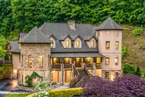 Reinvigorated Mountain Sanctuary