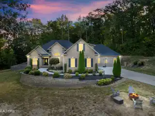 Hardin Valley Gorgeous Home on 7.81 Acres