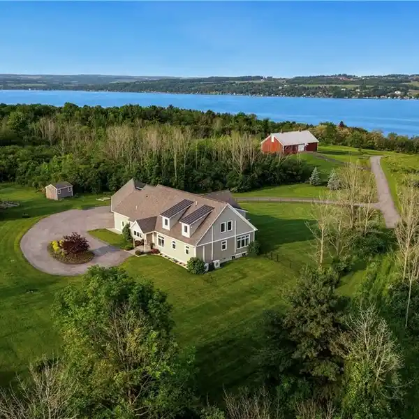 THE ULTIMATE IN FINGER LAKES LIVING