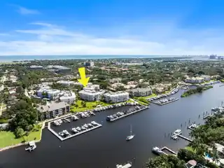 Elegant Residence in Bay Colony