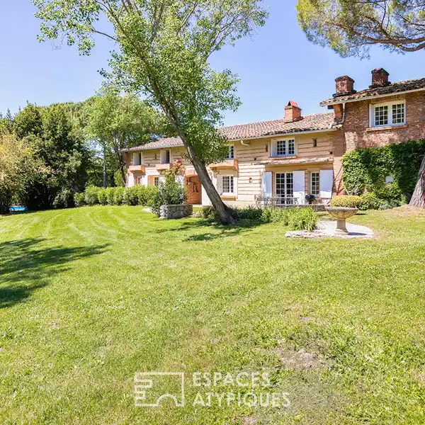 ELEGANT 1850 FARMHOUSE ON LUSH PARKLAND