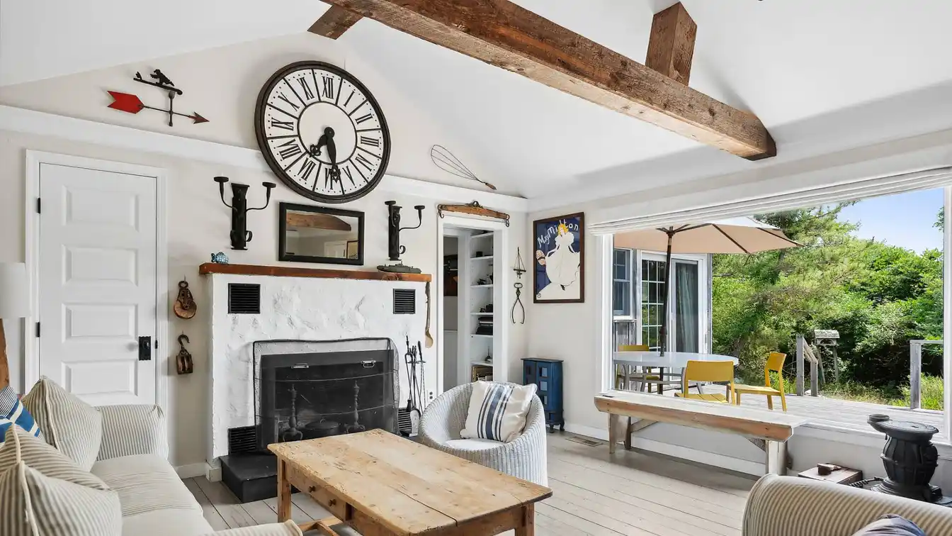 Charming Beach Cottage for Rent