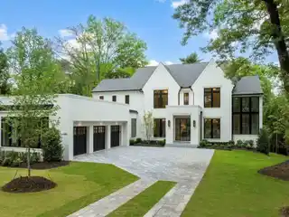 Luxurious New Construction Residence in the Heart of Tuxedo Park