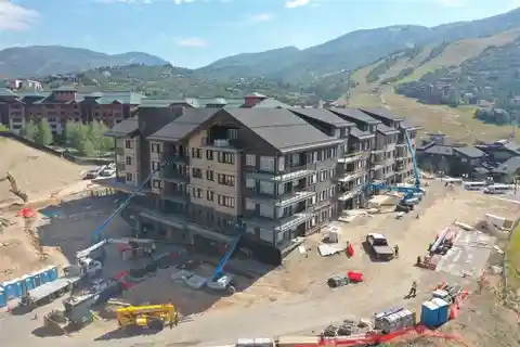 Panoramic Ski Area Views from Third-Floor Corner Home