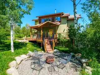 Discover the Epitome of Mountain Living