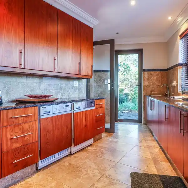 MAGNIFICENT HOME IN SIMOLA
