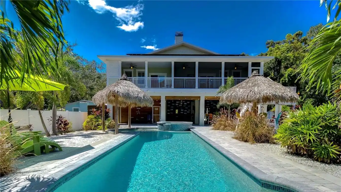 Upscale Coastal Living