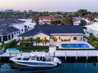 Coastal Contemporary Deepwater Estate