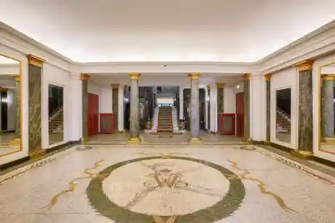 Spacious Apartment in an Exceptional Building