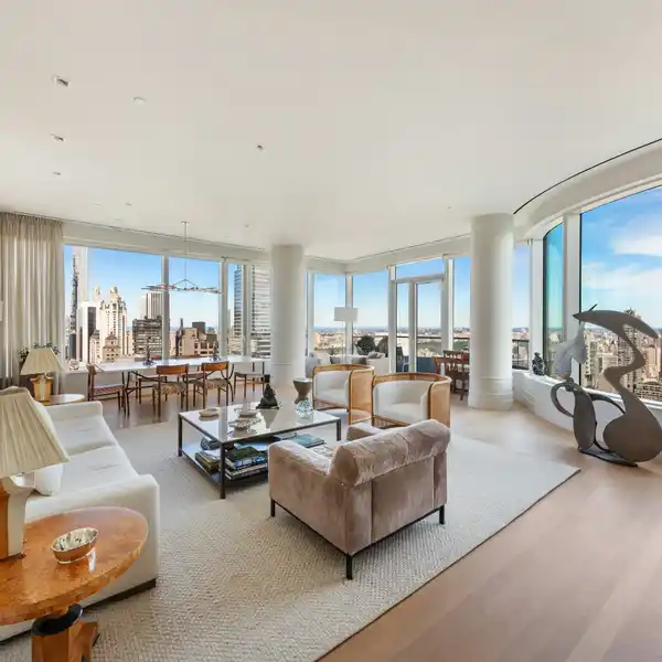 CORNER HOME WITH SWEEPING VIEWS