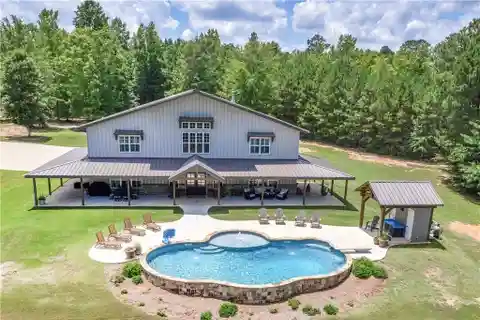 Exceptional Retreat on the Tussahaw Section of Jackson Lake