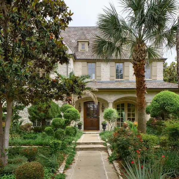 BEAUTIFULLY UPDATED HOME ON A WONDERFUL BLOCK