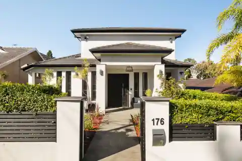 Space and Comfort with Outstanding Potential