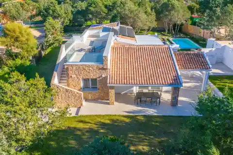 Gorgeous Contemporary Villa