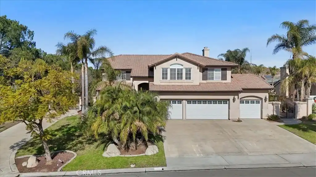 High-end Home on a Sprawling Corner Lot