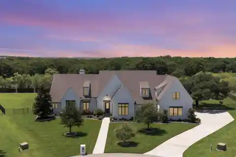 Exquisite Home in Guarded and Gated Community