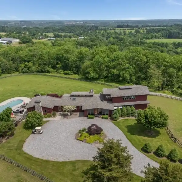 PREMIER EQUESTRIAN COMPOUND IN HUNTERDON COUNTY