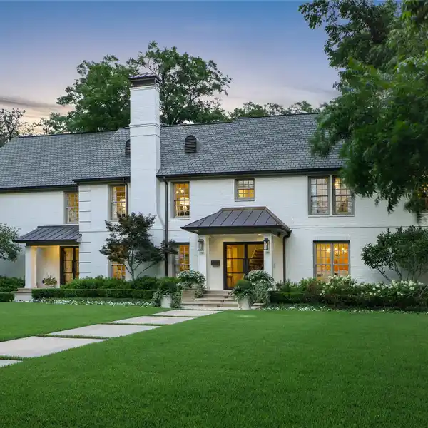 ONE OF A KIND DEVONSHIRE GEM