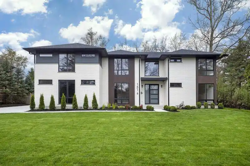 Exquisite New Construction Contemporary Home