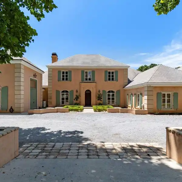 FRENCH CHARM WITH MODERN GULF COAST LIVING