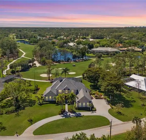 MAGNIFICENT RESIDENCE IN QUAIL CREEK