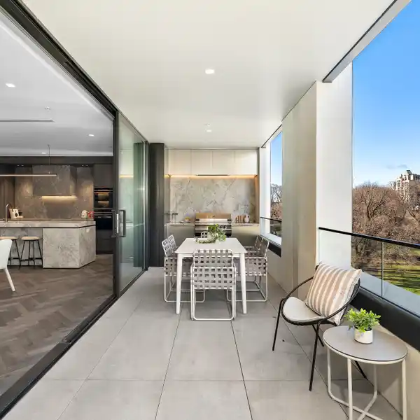 EXCLUSIVE RESIDENCE AT LA STORIA