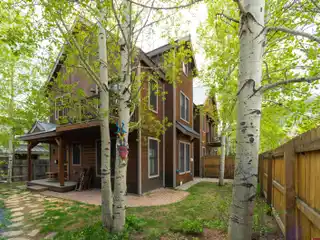 Stunning High-End Townhome