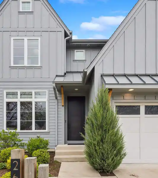 STUNNING TE MCKENNA CUSTOM HOME STEPS FROM EVERYTHING IN ELMHURST