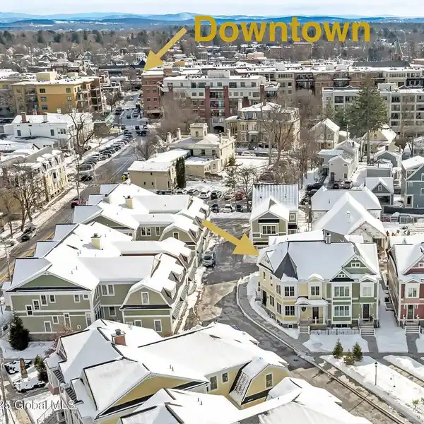 EXCEPTIONAL END-UNIT TOWNHOUSE
