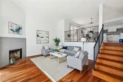 Amazing Townhome Near All Amenities