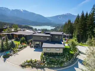 Luxury View Residence in Baxter Creek