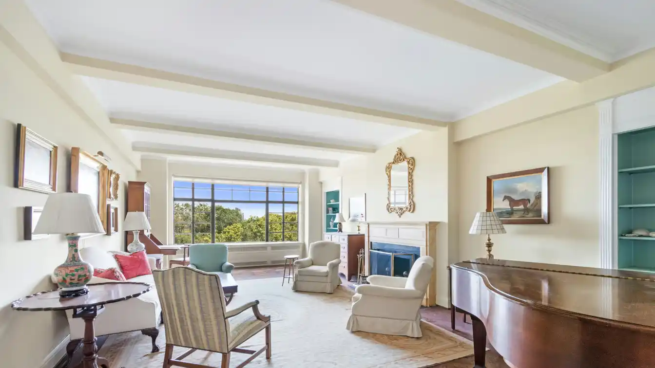 Remarkable Home in a Renowned Building