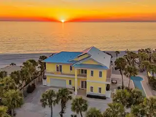 Tranquil Gulf-To-Bay Property
