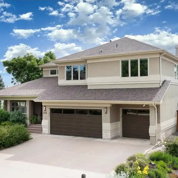 EXQUISITELY UPDATED RESIDENCE IN COVETED COUNTRY MEADOWS