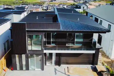 North-facing Masterpiece Above the Coastline
